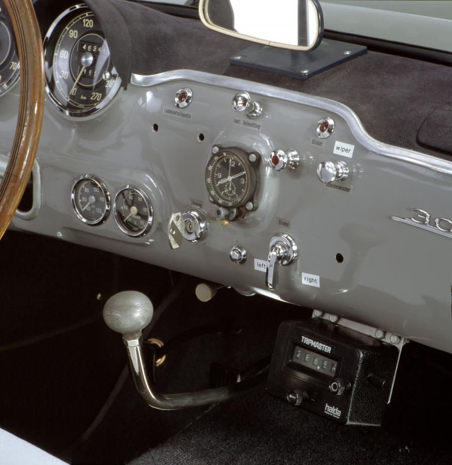 Mercedes-Benz 300 SL 1952 года  (фото 11 из 39)